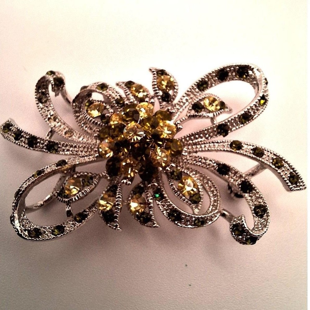 Vintage bow ribbon broach green rhinestones silver tone mid century